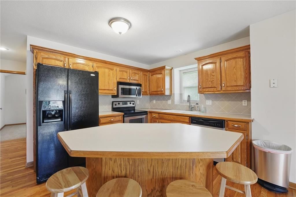 1010 Granada Drive — photo 18