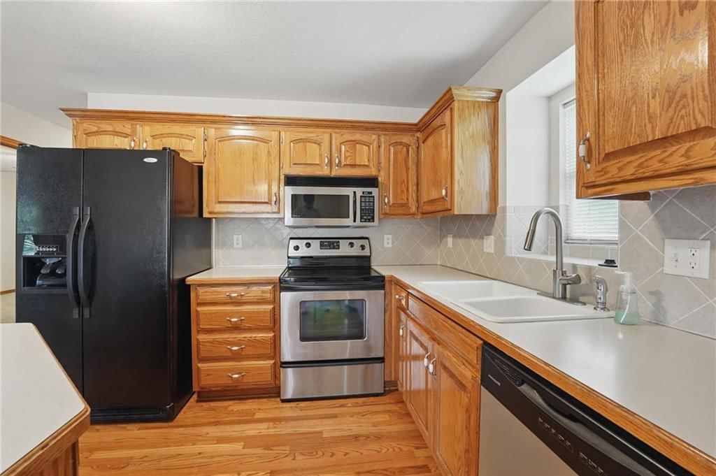1010 Granada Drive — photo 19