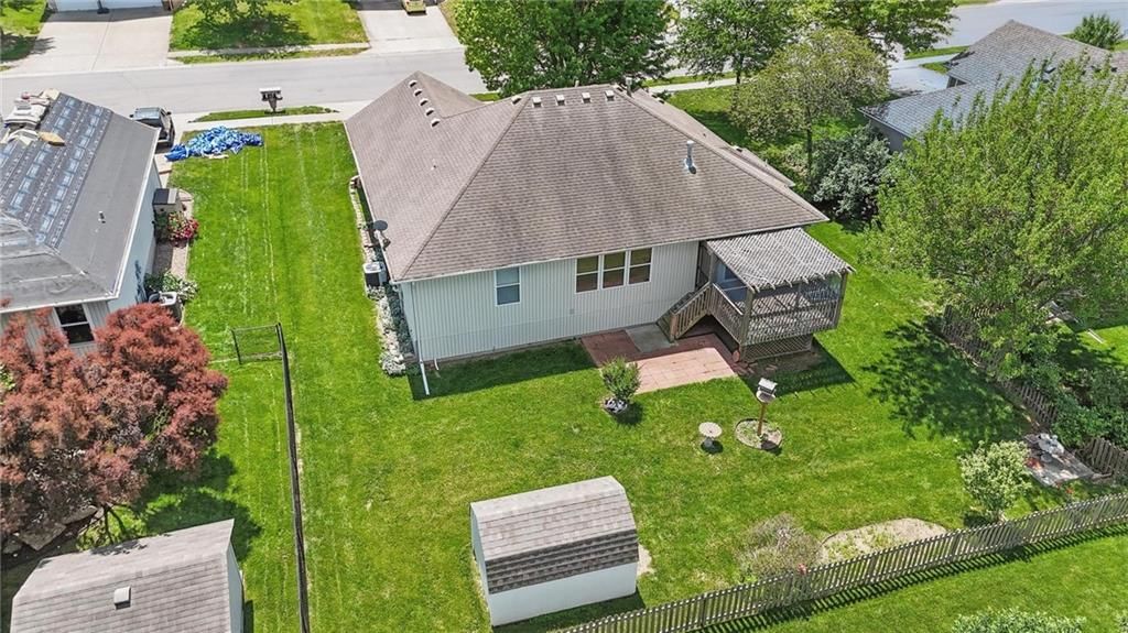 1010 Granada Drive — photo 9
