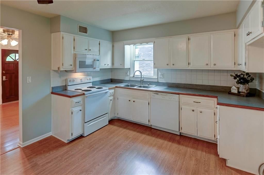 14625 Clemstone Drive — photo 7