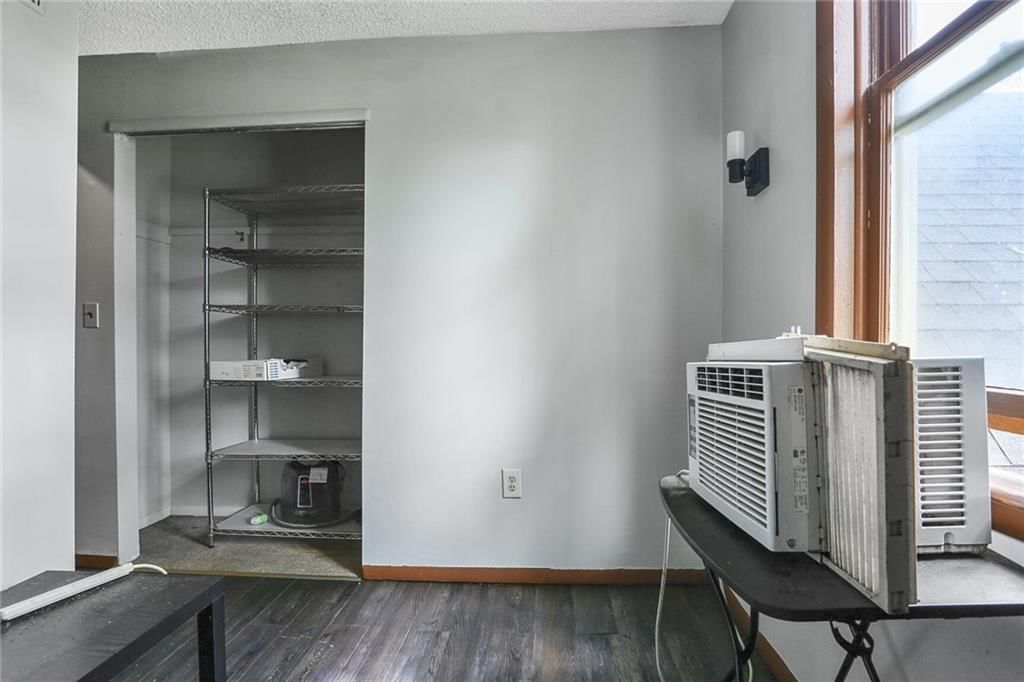 231 S Elm Street — photo 25