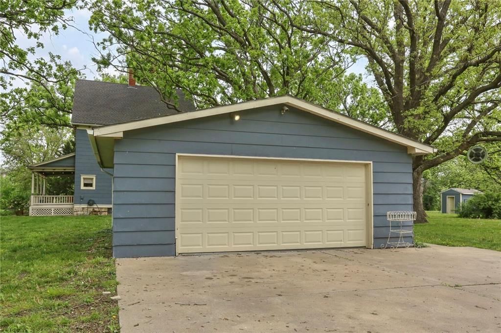 231 S Elm Street — photo 30