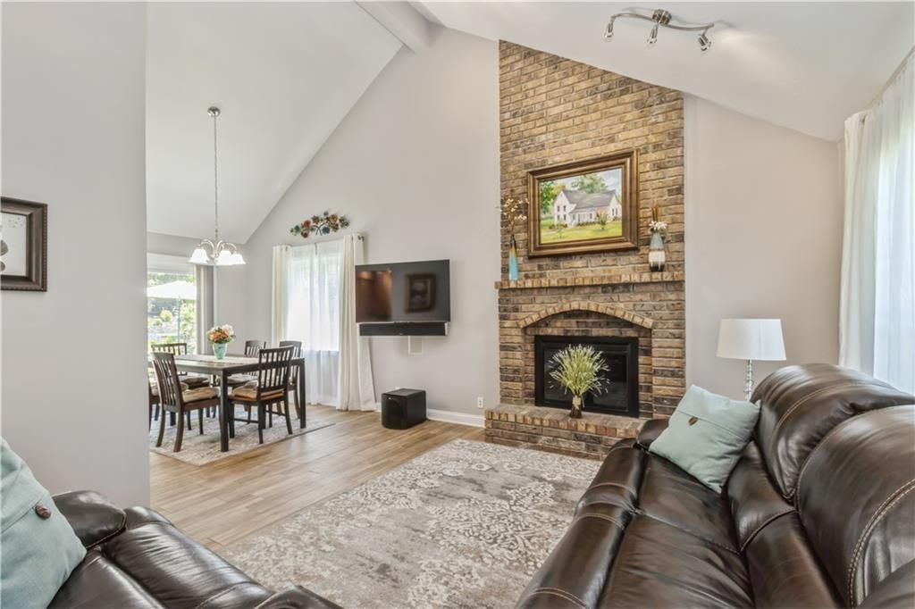 14205 S SUMMERTREE Lane — photo 4