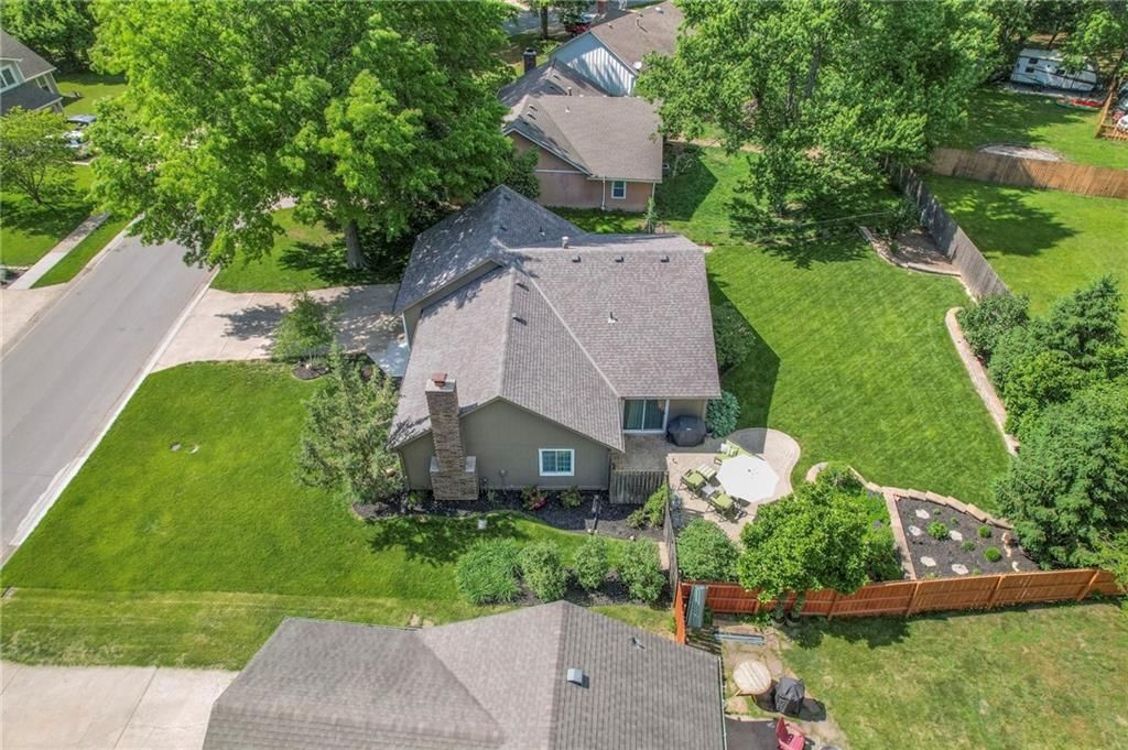 14205 S SUMMERTREE Lane — photo 31