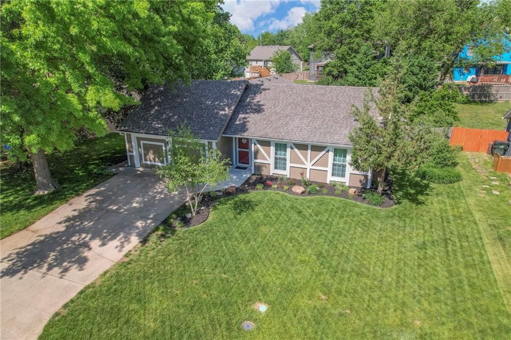 14205 S SUMMERTREE Lane — photo 37