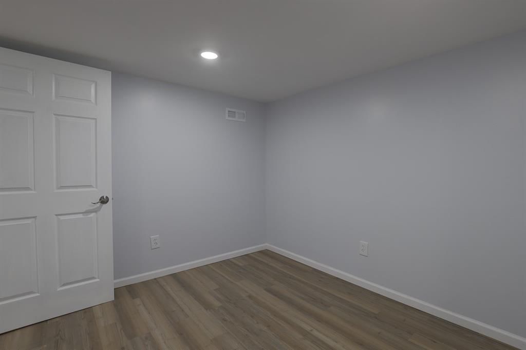 12016 Belmont Avenue — photo 32