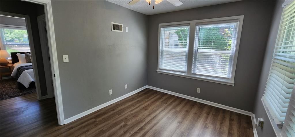 7934 Hemlock Street — photo 18