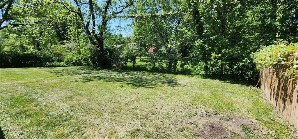 7934 Hemlock Street — photo 26