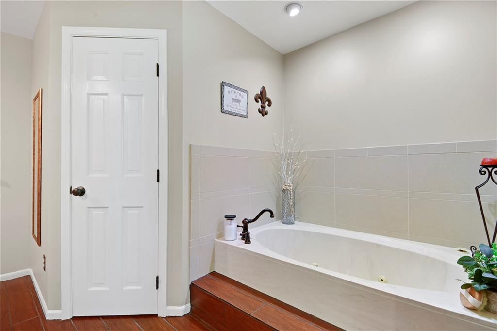 8036 W 116TH Street — photo 29