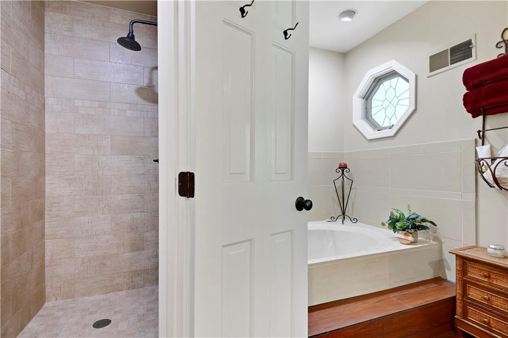 8036 W 116TH Street — photo 30