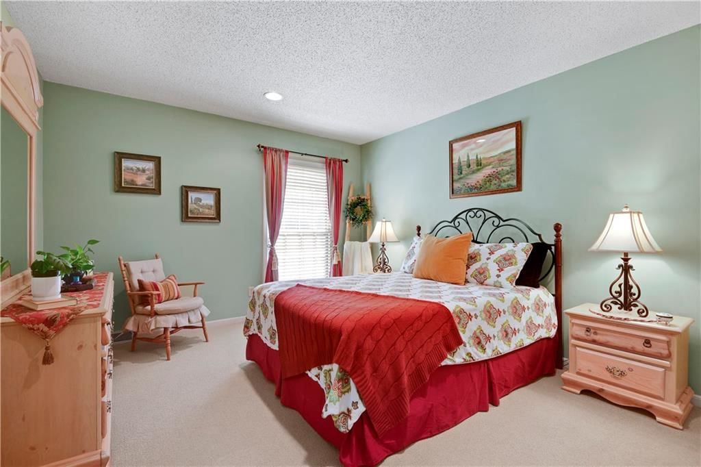8036 W 116TH Street — photo 32