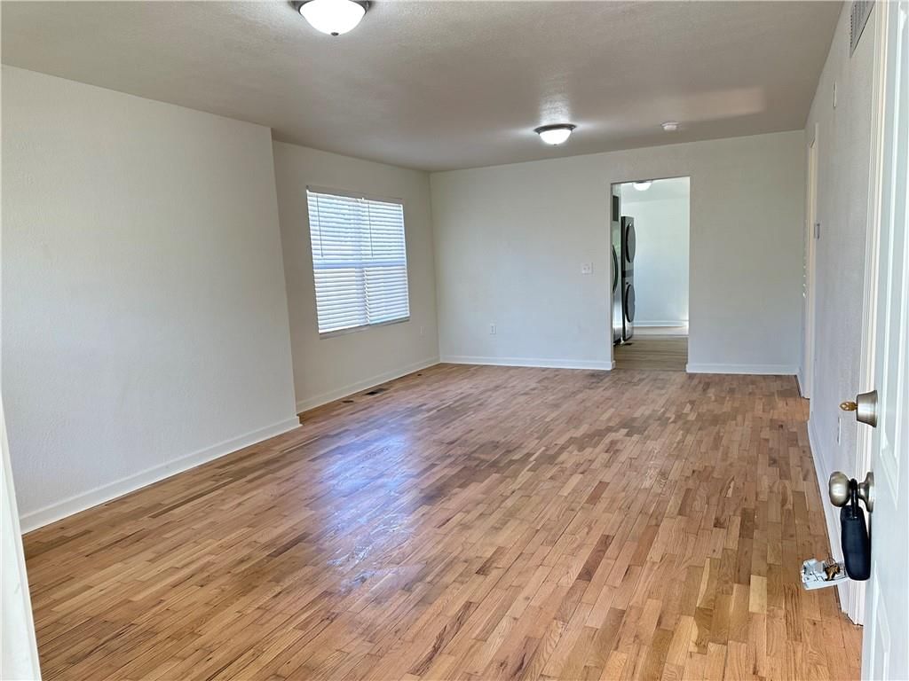 2919 Olive Street — photo 11