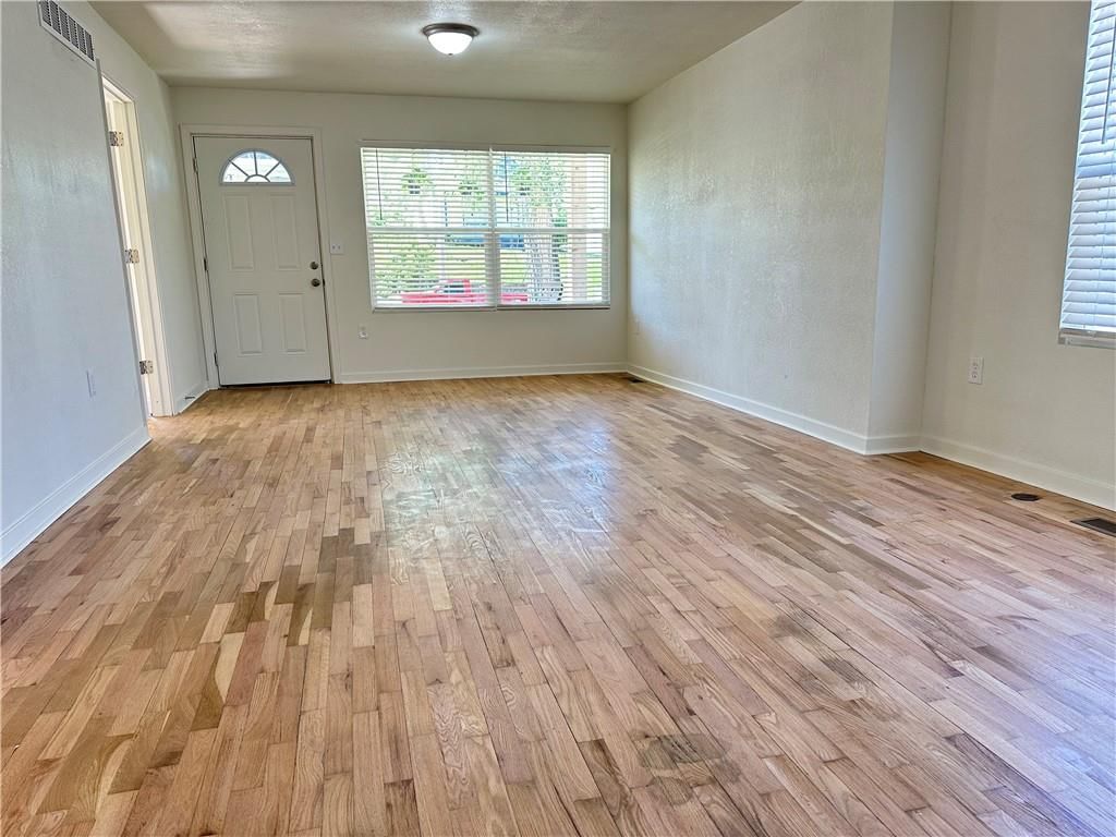 2919 Olive Street — photo 12