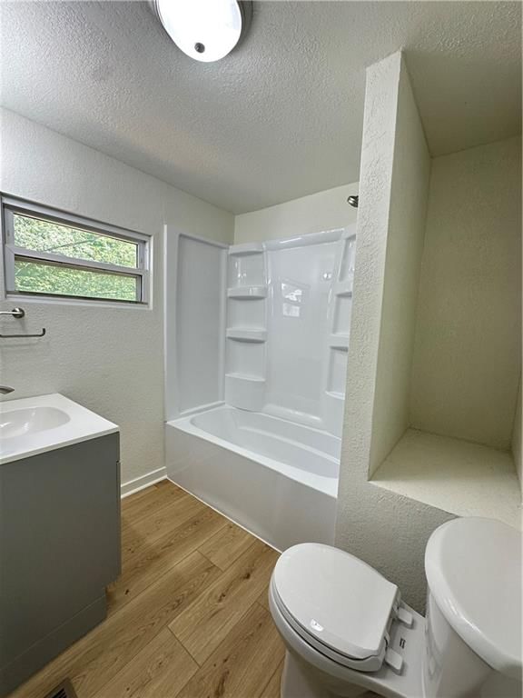 2919 Olive Street — photo 13