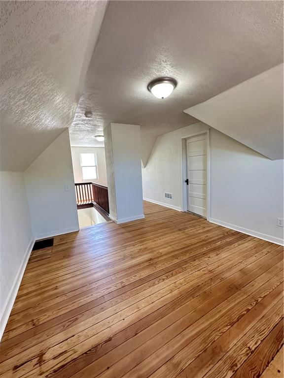 2919 Olive Street — photo 21