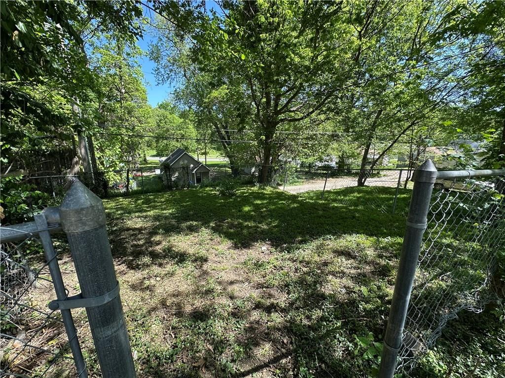 2919 Olive Street — photo 26