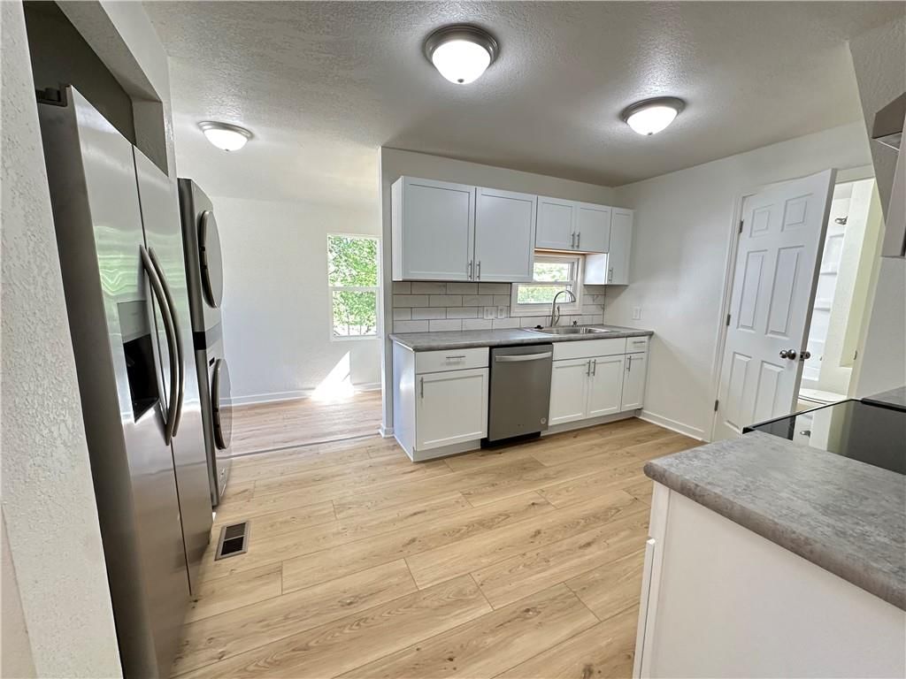 2919 Olive Street — photo 5