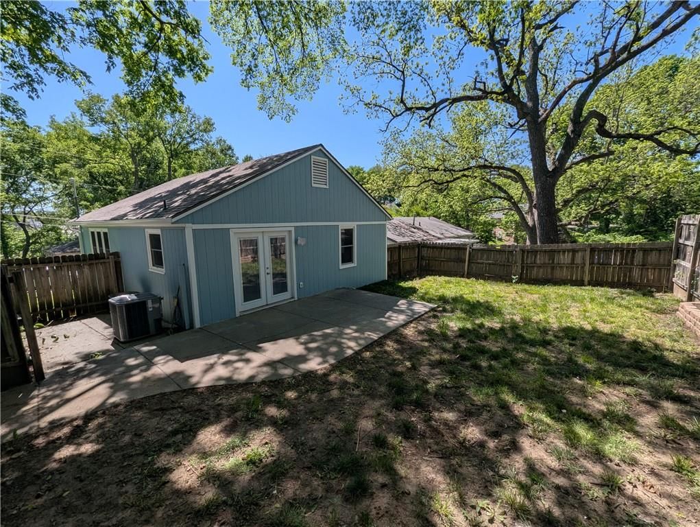 213 Walnut Avenue — photo 18