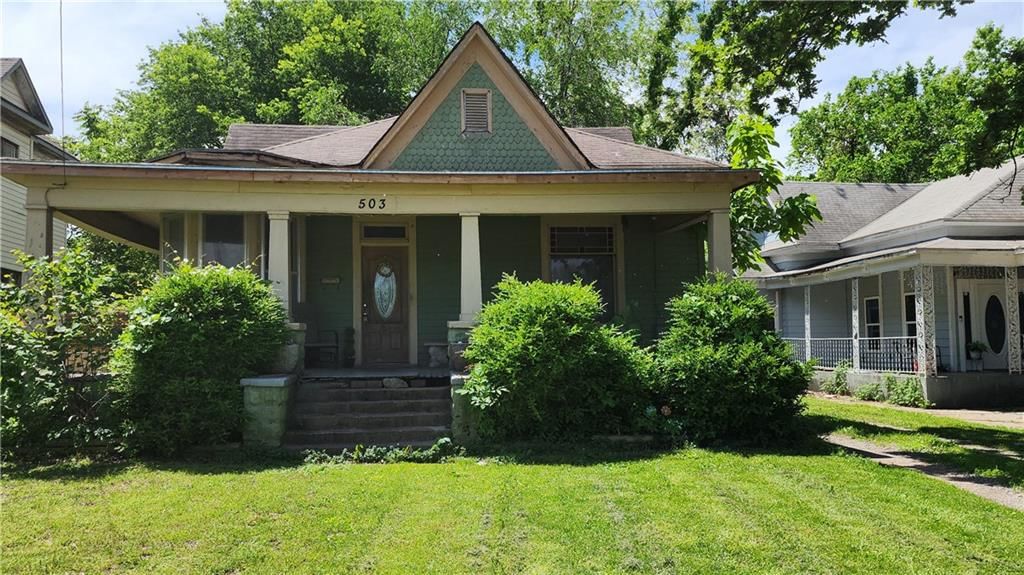503 W 4th Street — photo 2