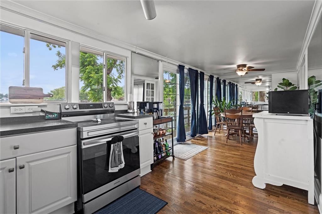 72 Beach Drive — photo 13