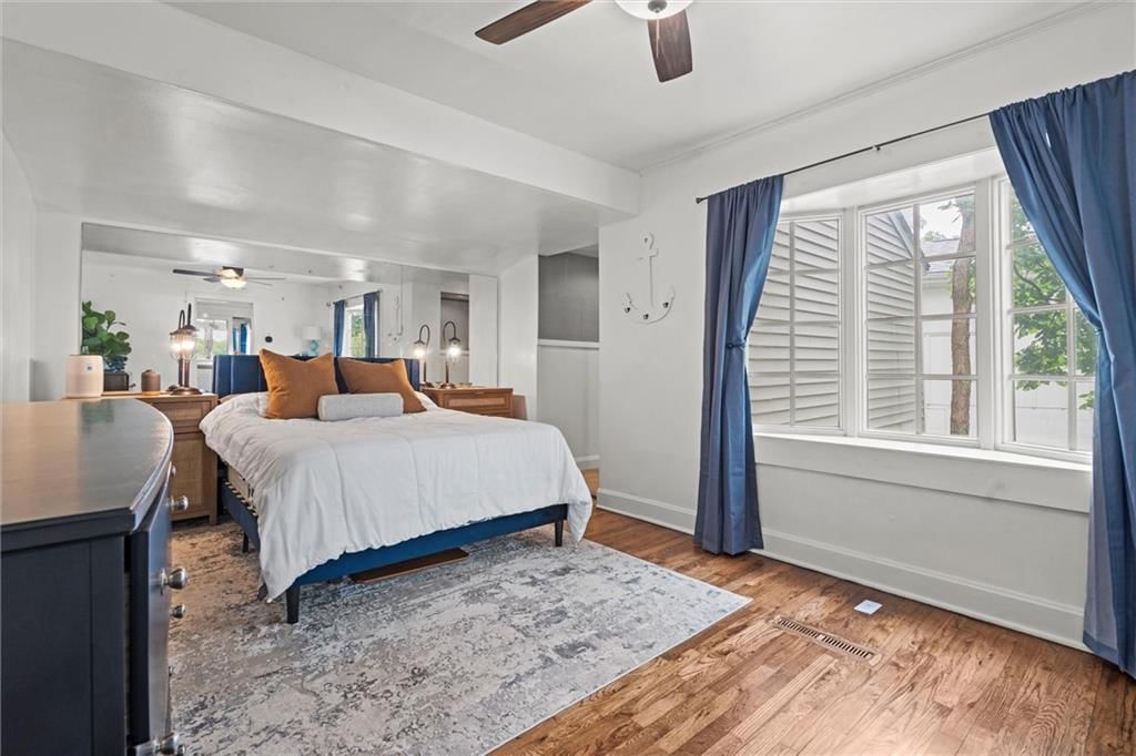 72 Beach Drive — photo 19