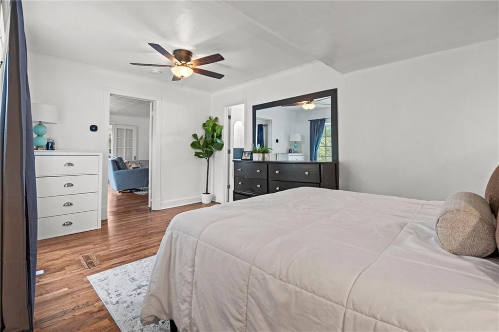 72 Beach Drive — photo 20