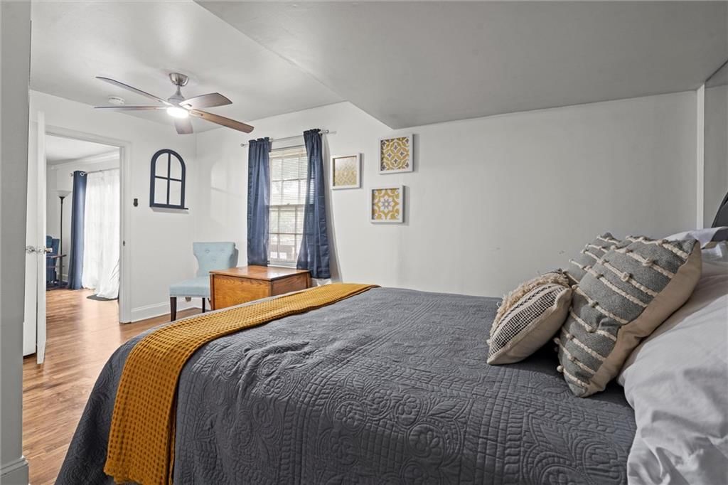 72 Beach Drive — photo 23