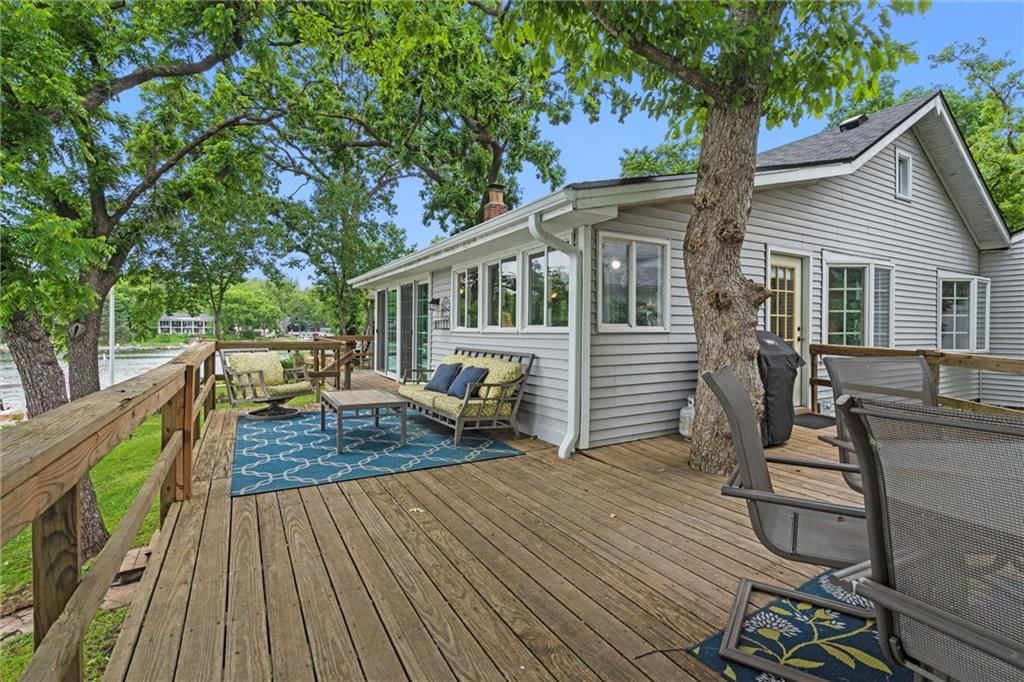72 Beach Drive — photo 29