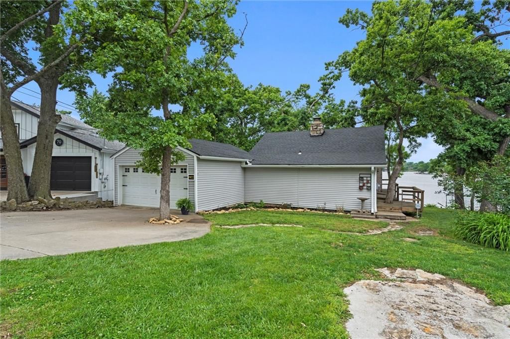 72 Beach Drive — photo 4