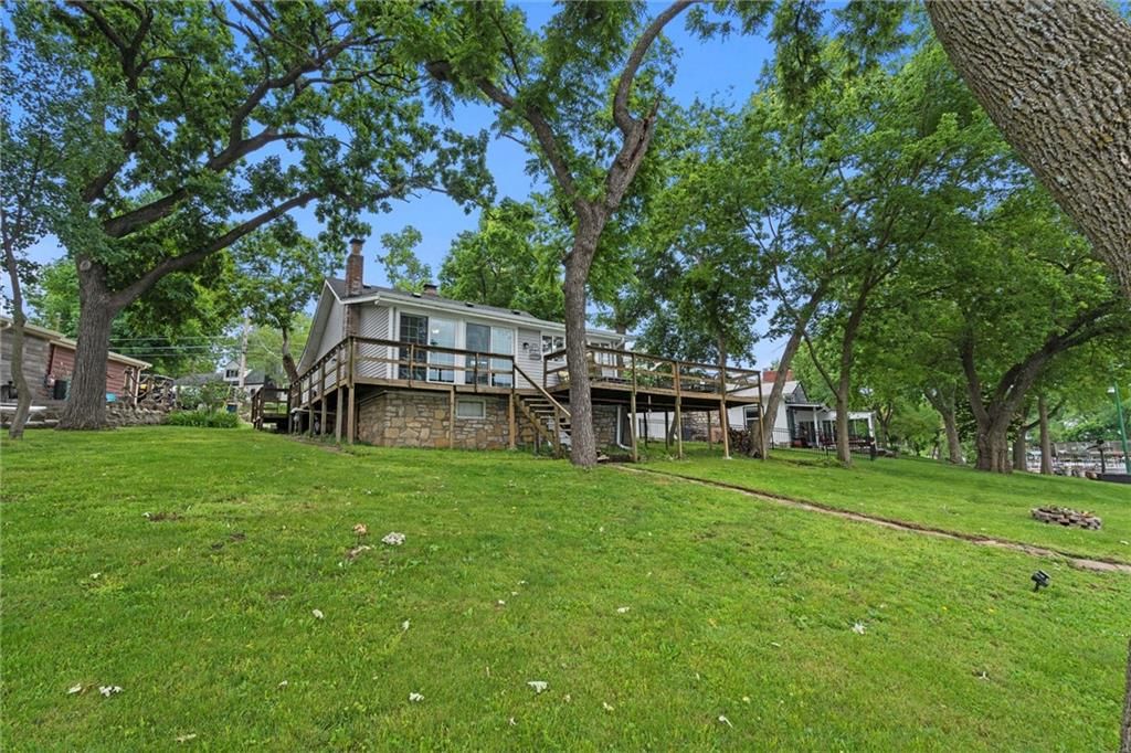72 Beach Drive — photo 34
