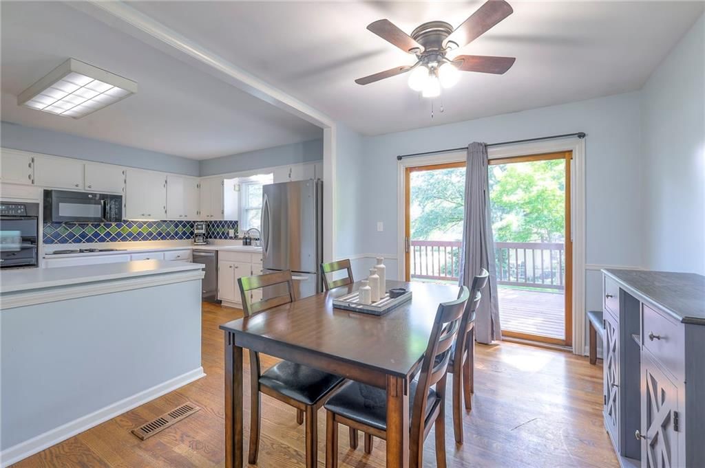 9717 Benson Street — photo 9