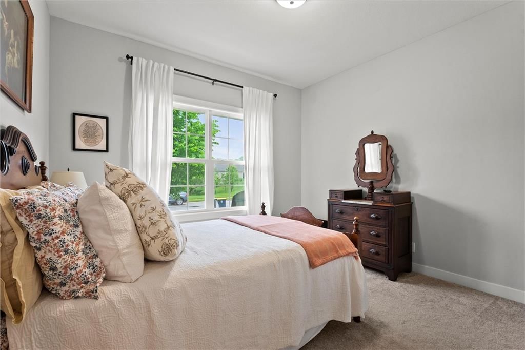 8663 N Allenton Avenue — photo 23