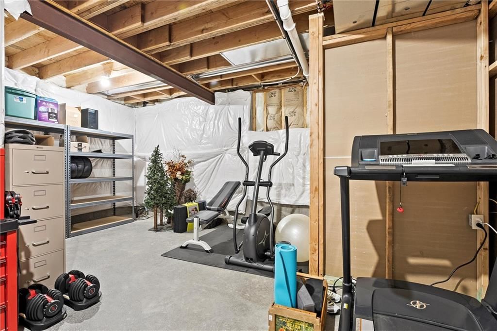 8663 N Allenton Avenue — photo 37