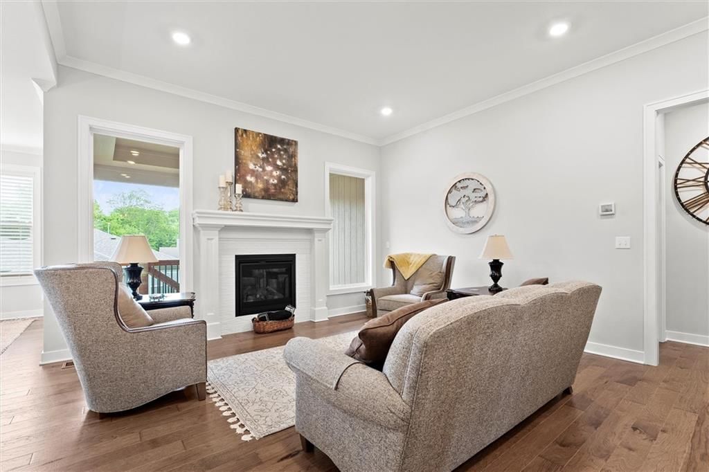 8663 N Allenton Avenue — photo 8