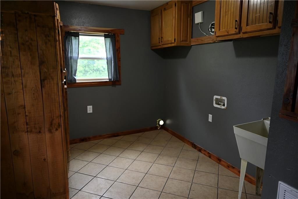 702 N Cedar Street — photo 16
