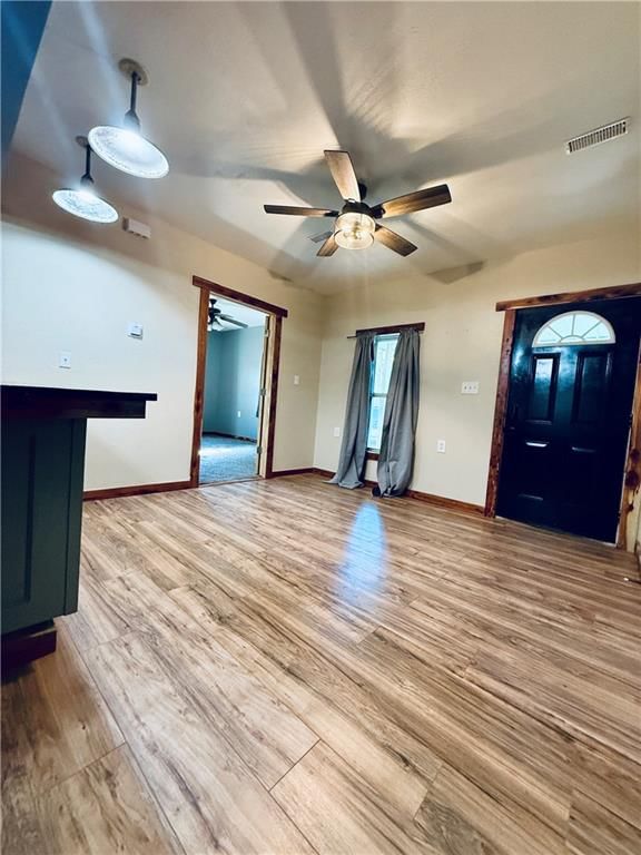 702 N Cedar Street — photo 5