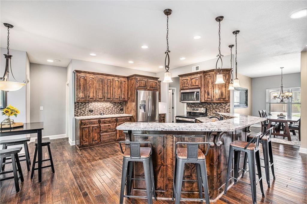 1308 Greenbrier Drive — photo 19