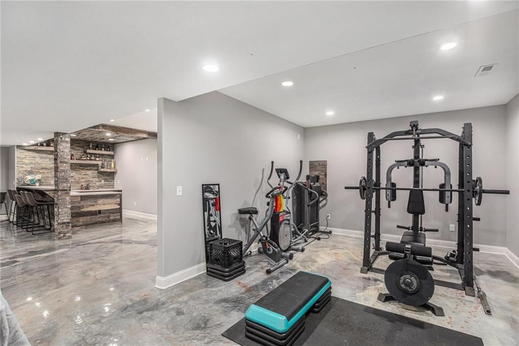 1308 Greenbrier Drive — photo 50