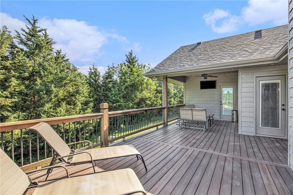 1308 Greenbrier Drive — photo 52