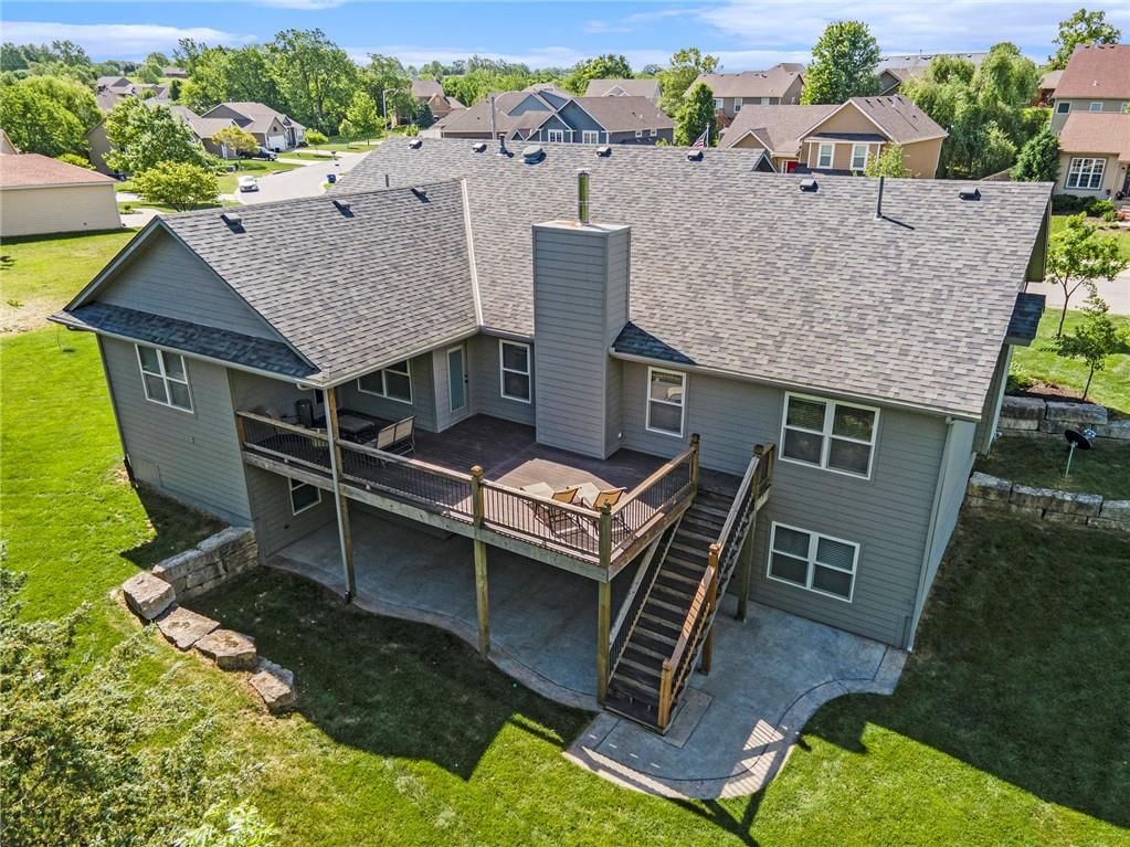 1308 Greenbrier Drive — photo 8