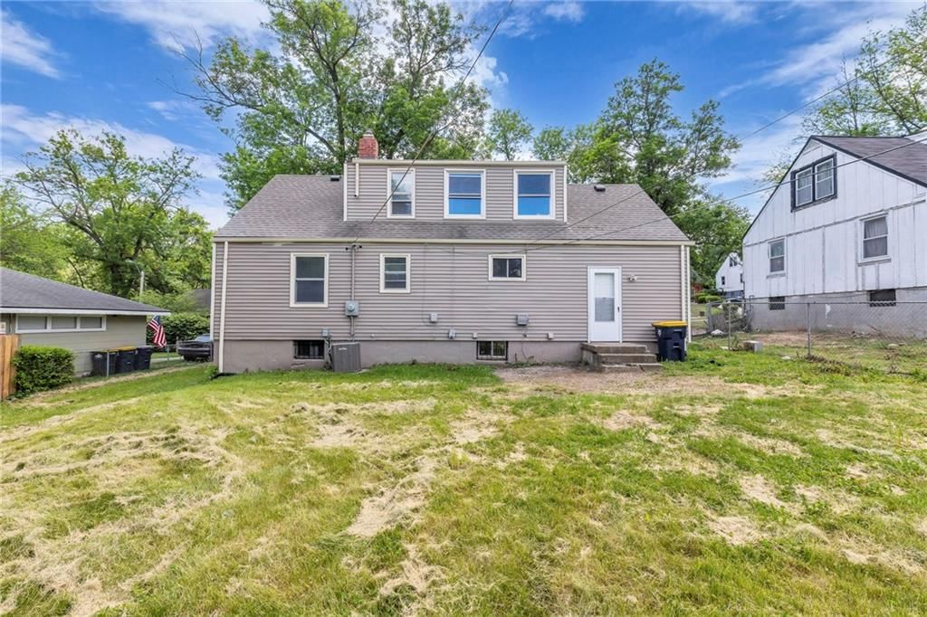 4343 Lister Avenue — photo 37