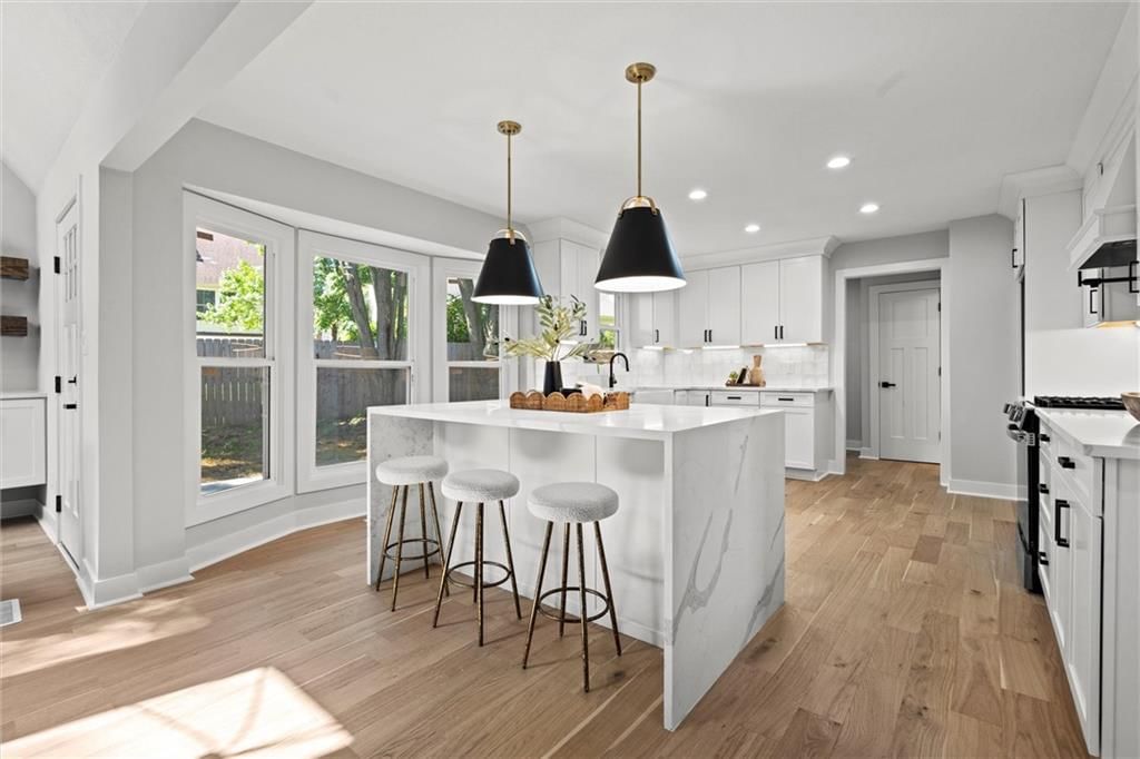 10825 Cody Street — photo 8