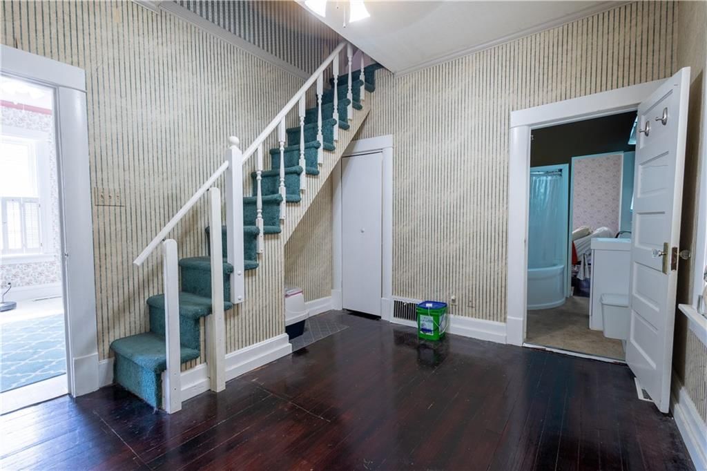 2617 Duncan Street — photo 23