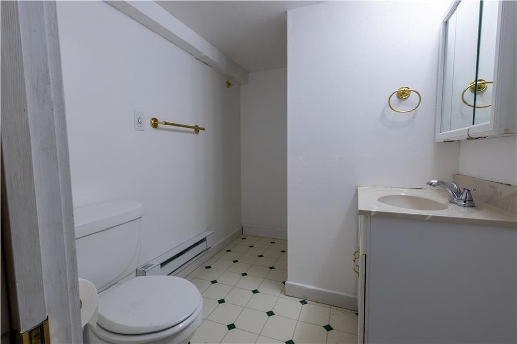 2617 Duncan Street — photo 36