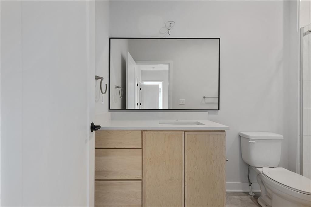 4527 Forest Avenue — photo 38