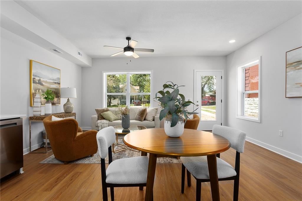 4527 Forest Avenue — photo 9