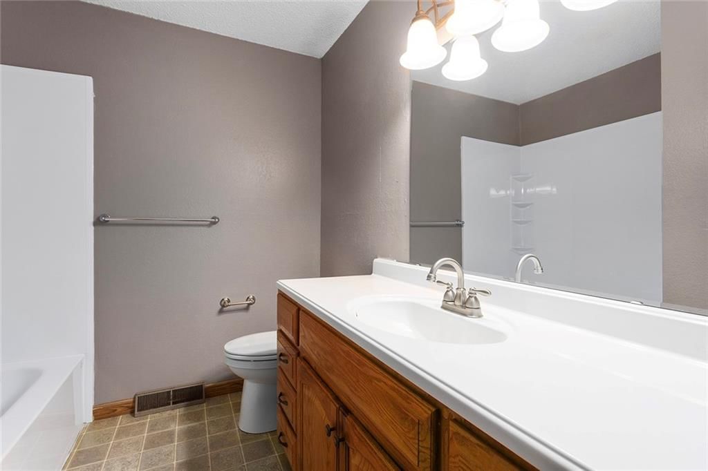 4010 Hedges Avenue — photo 11