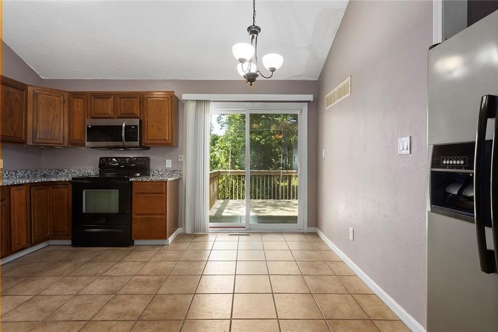 4010 Hedges Avenue — photo 6