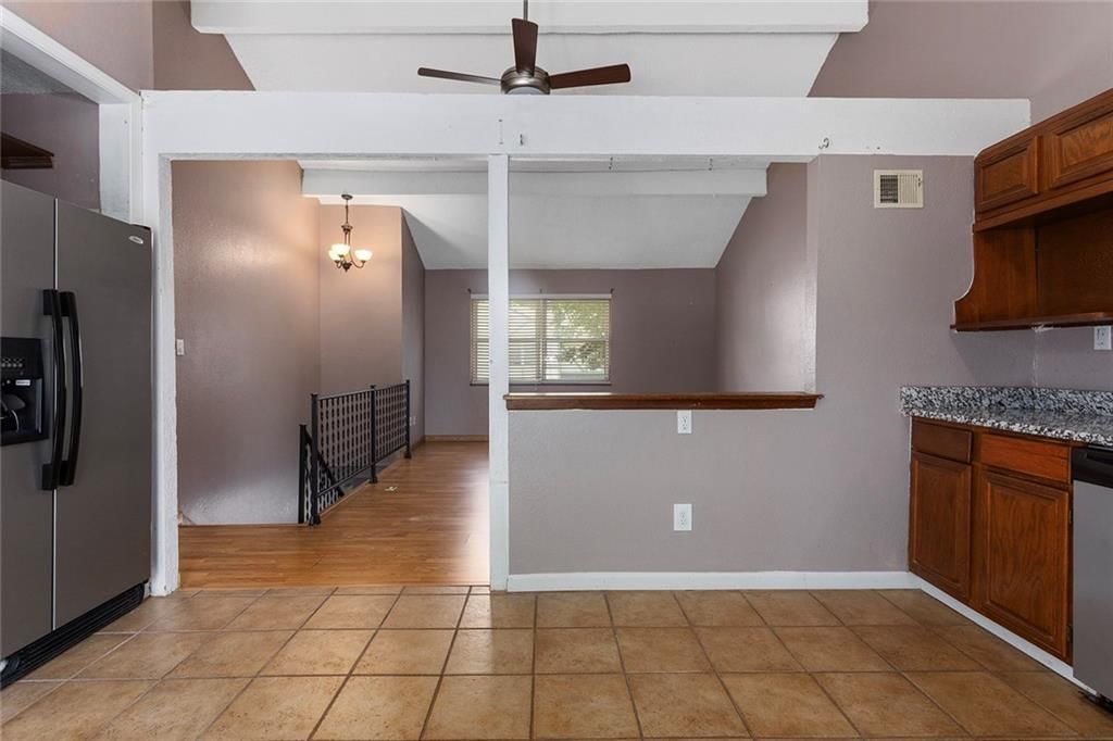 4010 Hedges Avenue — photo 9