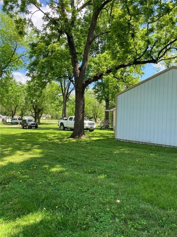 206 W 5th Street — photo 13